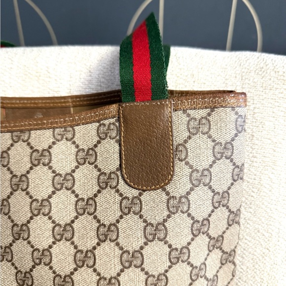 Authentic Gucci brown monogram coated canvas tote bag - Picture 7 of 16